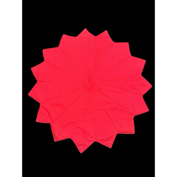 Handmade Dresden Style Quilted 31” Christmas Table Topper Candle Mat Tree Skirt - Picture 4 of 5